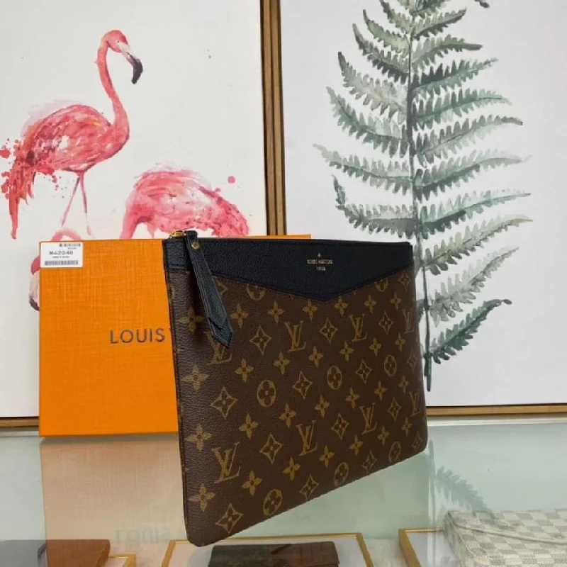 Louis Vuitton Daily Pouch